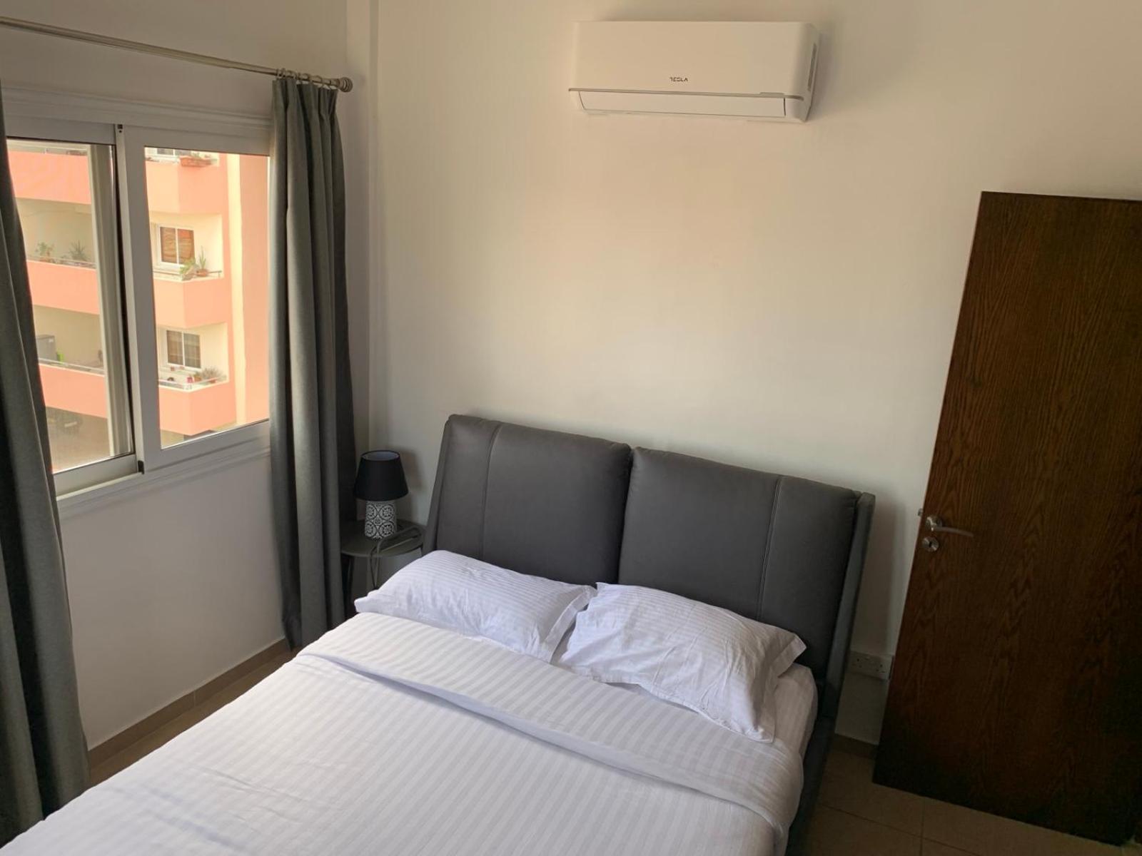 Sunshine Escape Apartment *